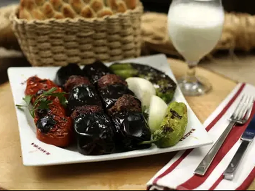 Patlıcanlı Kebap