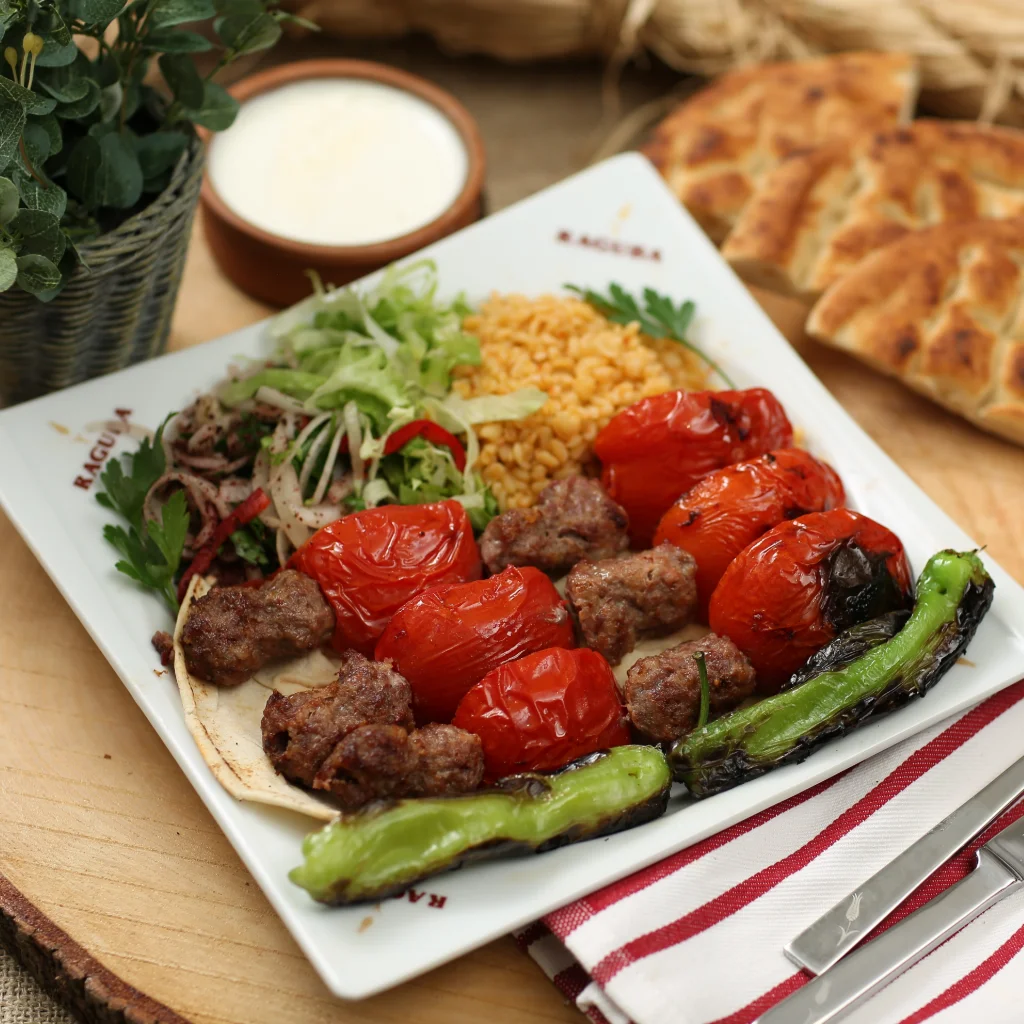 Domatesli Kebap